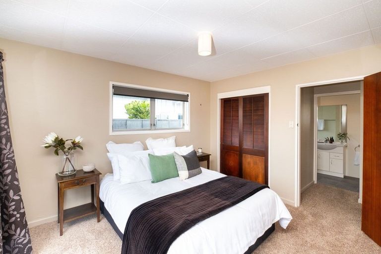 Photo of property in 118 Charles Street, Westshore, Napier, 4110