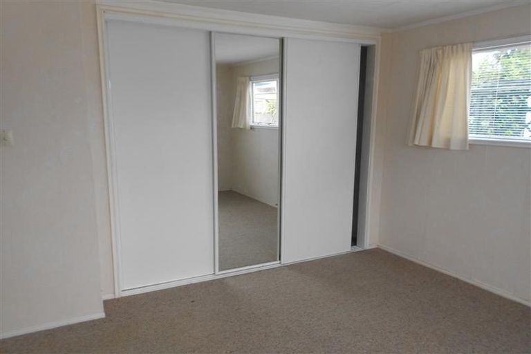 Photo of property in 2/311 Carrington Street, Vogeltown, New Plymouth, 4310
