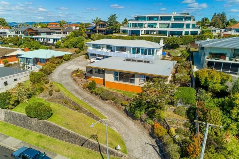 Photo of property in 17a Seaview Road, Otumoetai, Tauranga, 3110