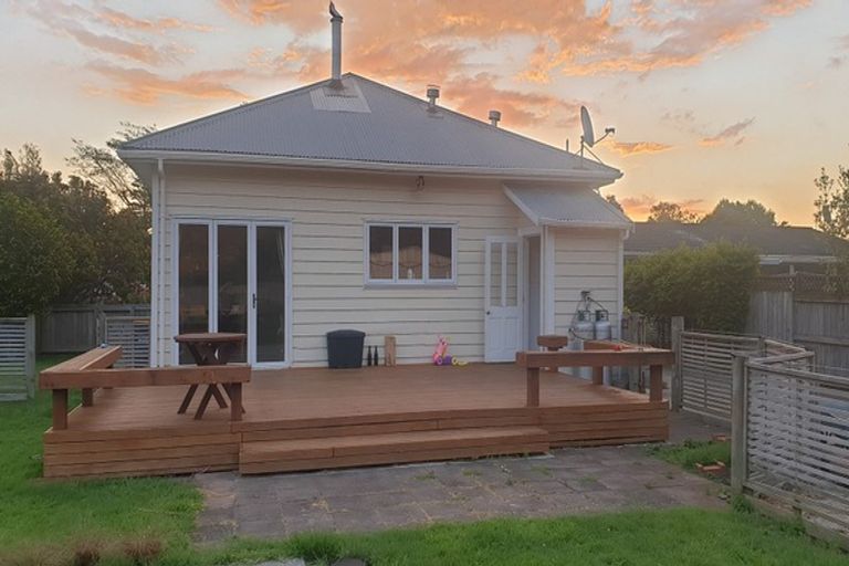 Photo of property in 2 Islington Street, Te Aroha, 3320