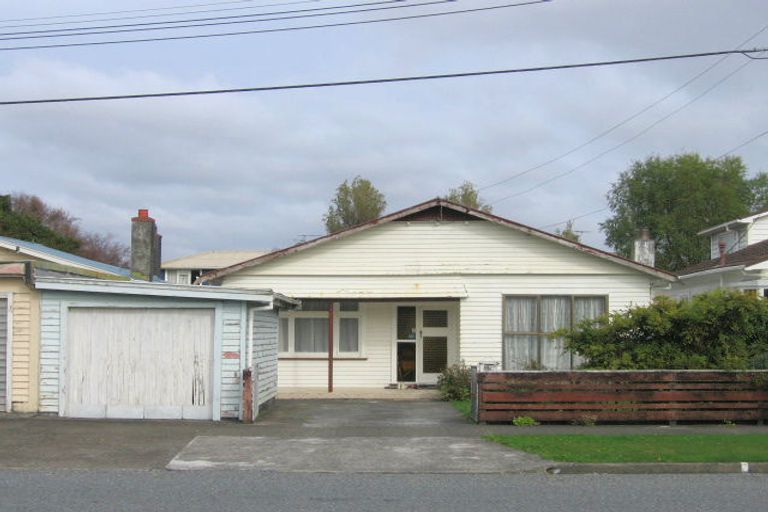 Photo of property in 19 Mills Street, Boulcott, Lower Hutt, 5010