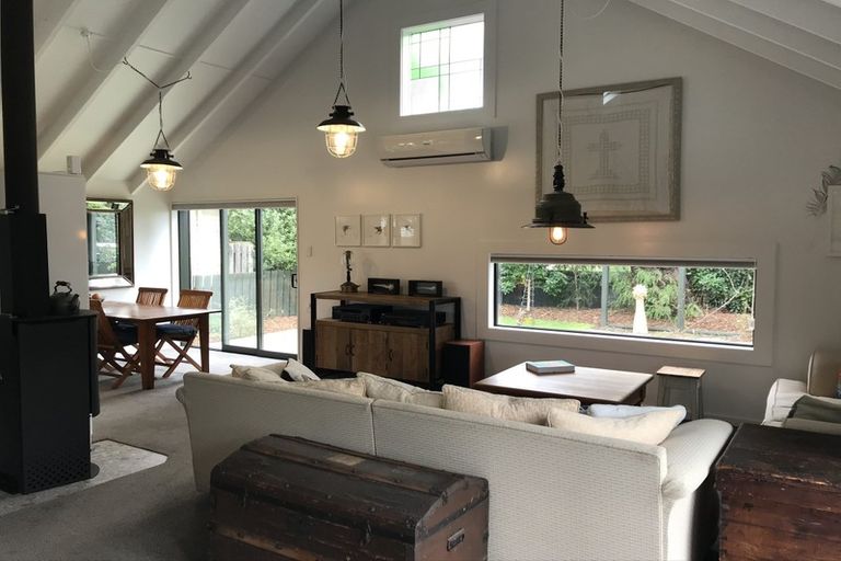 Photo of property in 69 Lipscombe Crescent, Havelock North, 4130