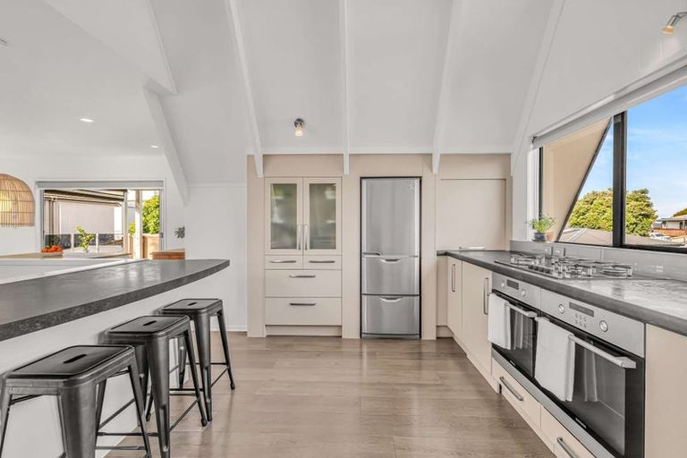 Photo of property in 25a Dickson Road, Papamoa Beach, Papamoa, 3118