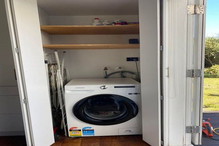 Photo of property in 5 Burnham Street, Petone, Lower Hutt, 5012