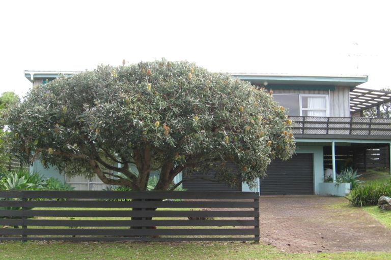 Photo of property in 8 Jane Gifford Place, Omaha, 0986