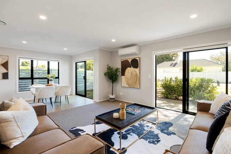 Photo of property in 12 Emmadale Lane, Hamilton East, Hamilton, 3216