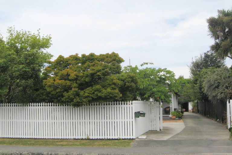 Photo of property in 126 Knowles Street, St Albans, Christchurch, 8052