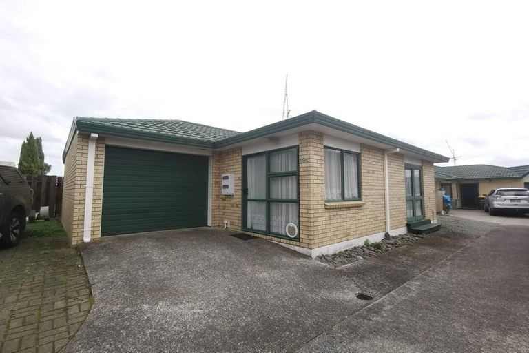 Photo of property in 39c Hall Street, Pukekohe, 2120