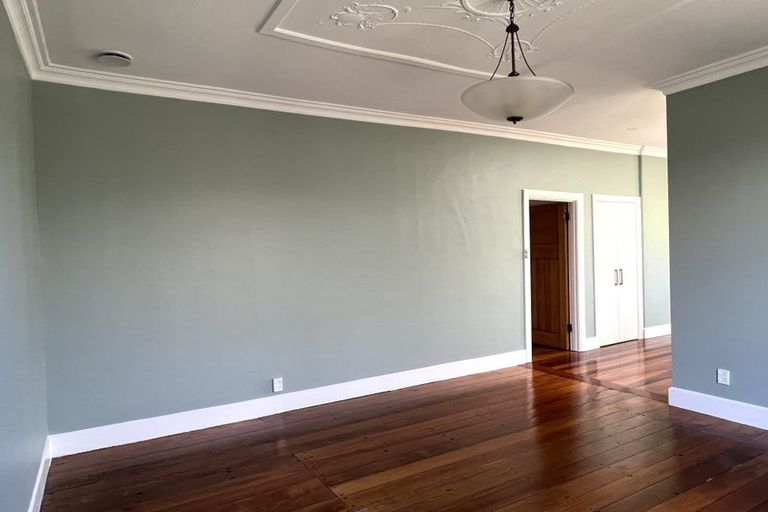 Photo of property in 460 Broadway, Miramar, Wellington, 6022