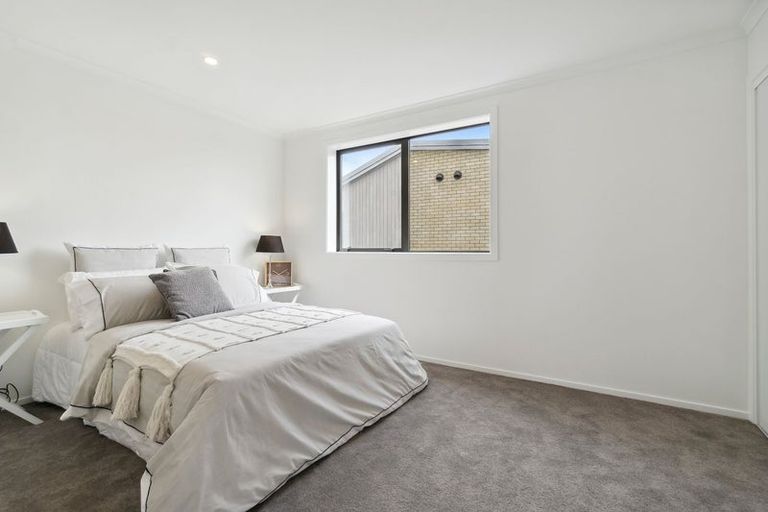 Photo of property in 104 Te Tihi Street, Wiri, 2104