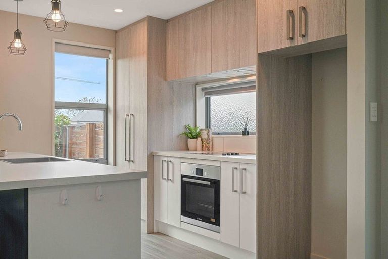 Photo of property in 1/76 Amyes Road, Hornby, Christchurch, 8042