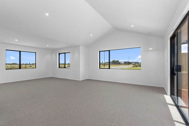 Photo of property in 28 Candlesticks Crescent, Lincoln, 7608