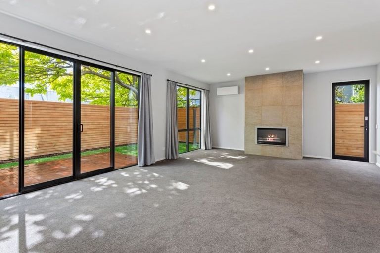 Photo of property in 32c Hewitts Road, Merivale, Christchurch, 8014