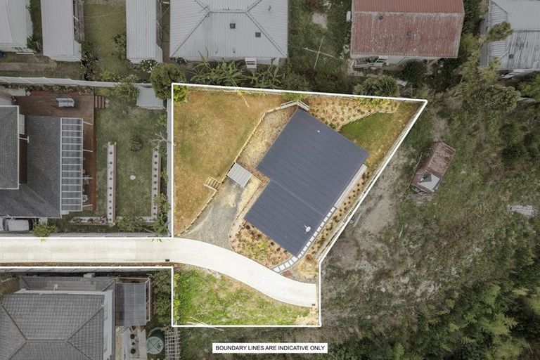 Photo of property in 115 Tirimoana Road, Te Atatu South, Auckland, 0602