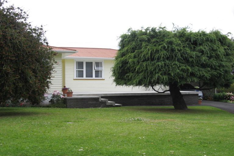 Photo of property in 15 Ngaio Avenue, Mangere Bridge, Auckland, 2022