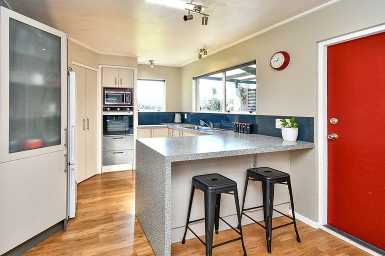 Photo of property in 24 Magnolia Avenue, Opaheke, Papakura, 2113