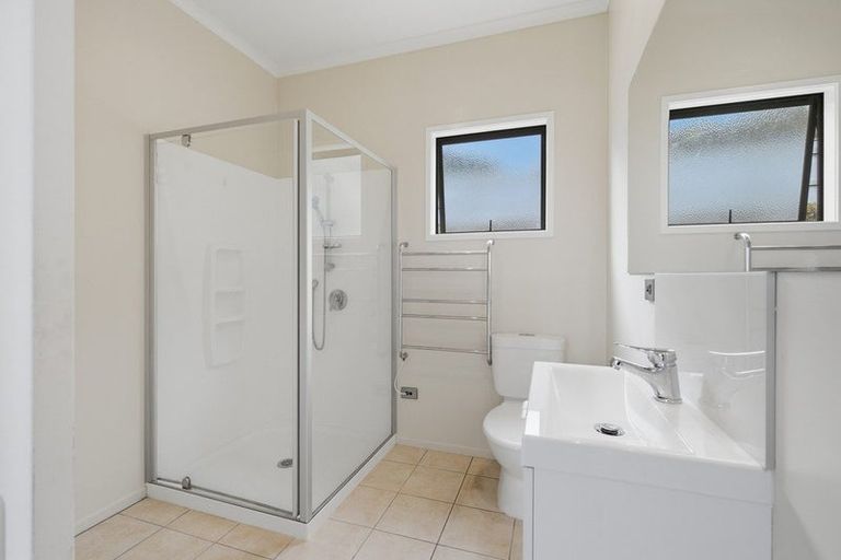 Photo of property in 19c Shelter Grove, Frankleigh Park, New Plymouth, 4310