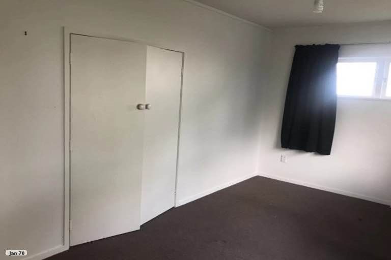 Photo of property in 69 Rosedale Road, Pinehill, Auckland, 0632