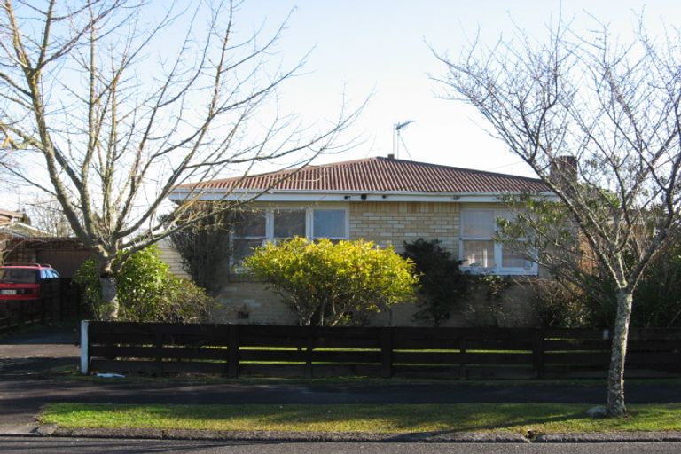 Photo of property in 17 Beech Crescent, Hillcrest, Hamilton, 3216