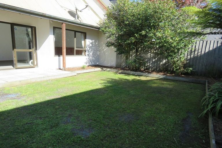 Photo of property in 2/125 Champion Street, Edgeware, Christchurch, 8013
