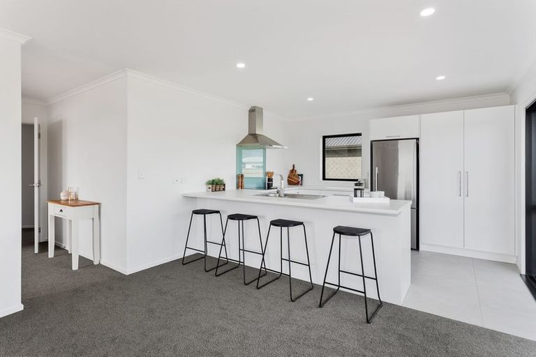 Photo of property in 1 Karearea Drive, Coastlands, Whakatane, 3120