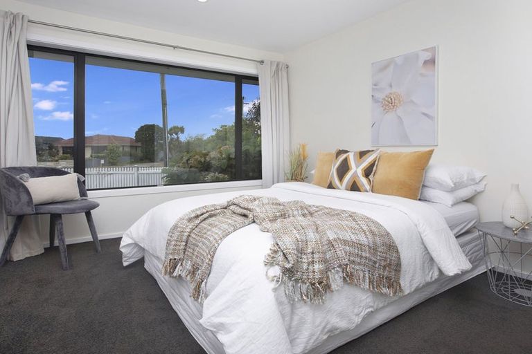 Photo of property in 10 Epping Place, Burnside, Christchurch, 8053