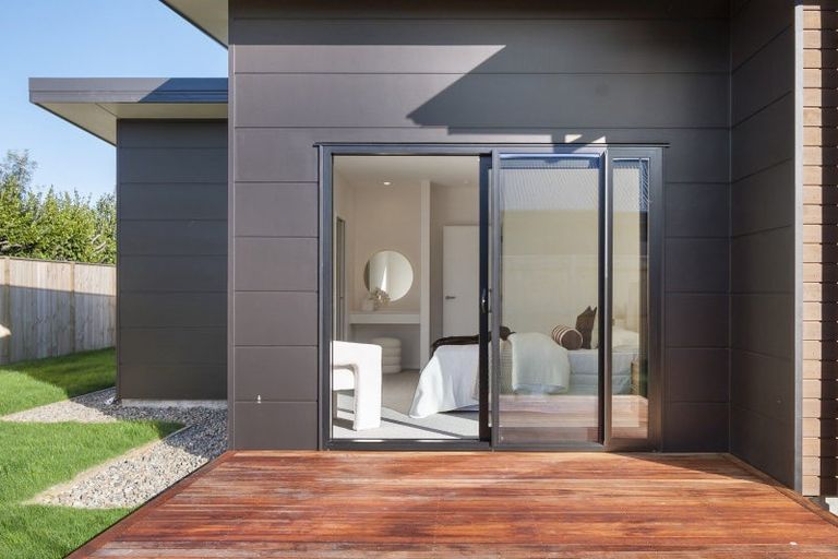Photo of property in 12 Parkside Avenue, Maewa, Feilding, 4702