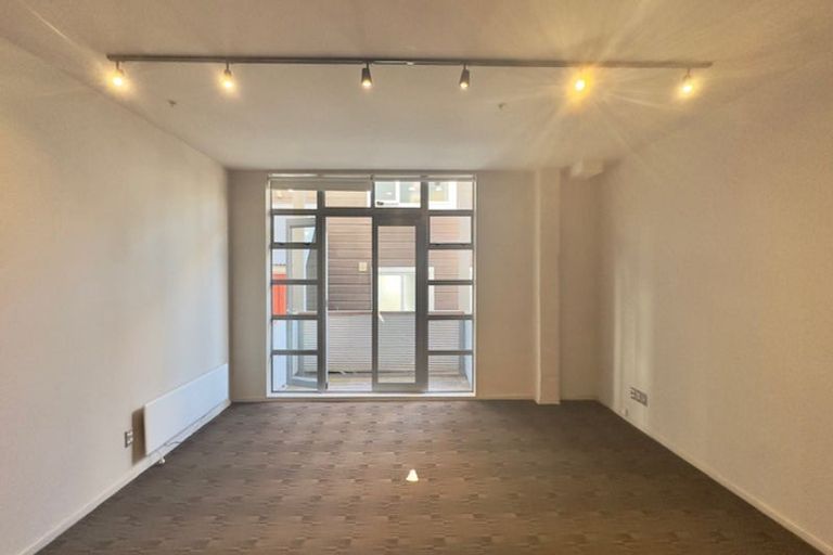 Photo of property in Vespa Apartments, 304/20 Hanson Street, Mount Cook, Wellington, 6021