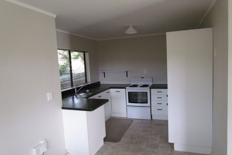 Photo of property in 6 Seagull Place, Whitby, Porirua, 5024