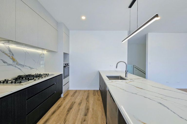 Photo of property in 25c Jandell Crescent, Bucklands Beach, Auckland, 2014