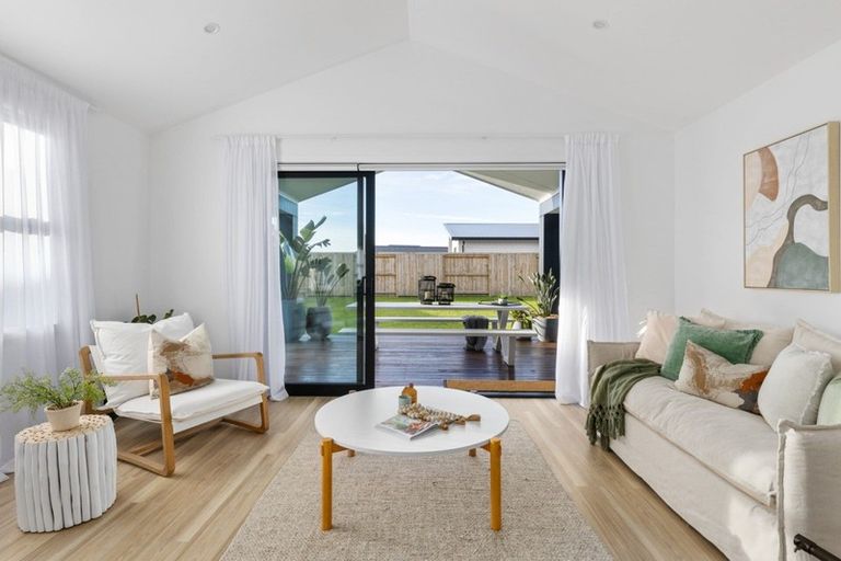 Photo of property in 47 Colpoma Close, Papamoa Beach, Papamoa, 3118