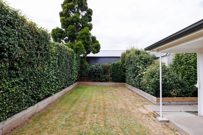 Photo of property in 121/123 High Street, Bulls, 4818