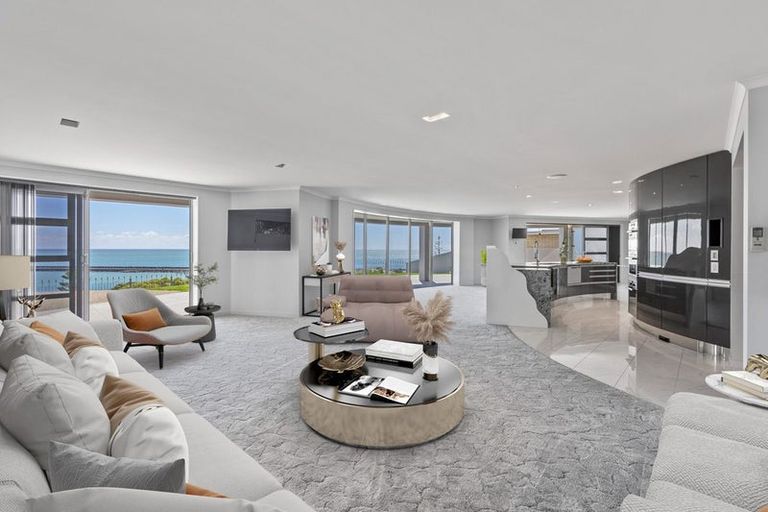 Photo of property in 18 Roy Terrace, Moturoa, New Plymouth, 4310