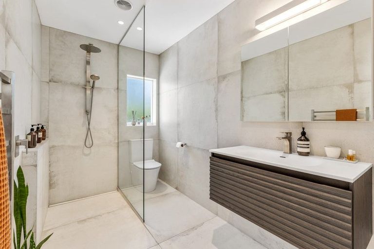 Photo of property in 3/10 Prospect Terrace, Milford, Auckland, 0620