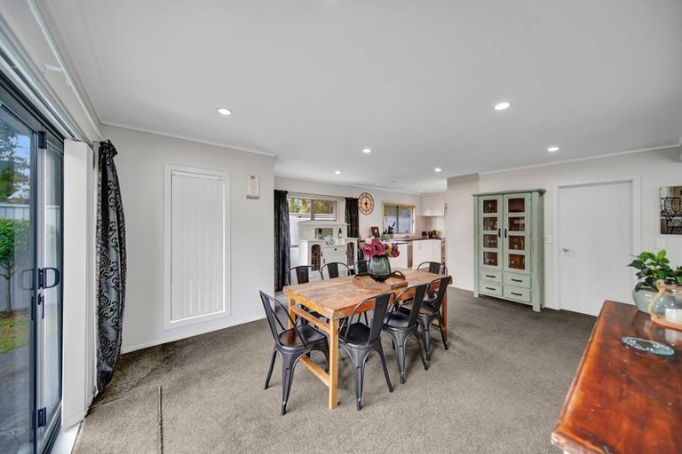 Photo of property in 79 Beach Road, Pahurehure, Papakura, 2113