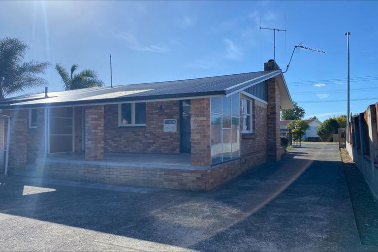 Photo of property in 211 Sandwich Road, St Andrews, Hamilton, 3200