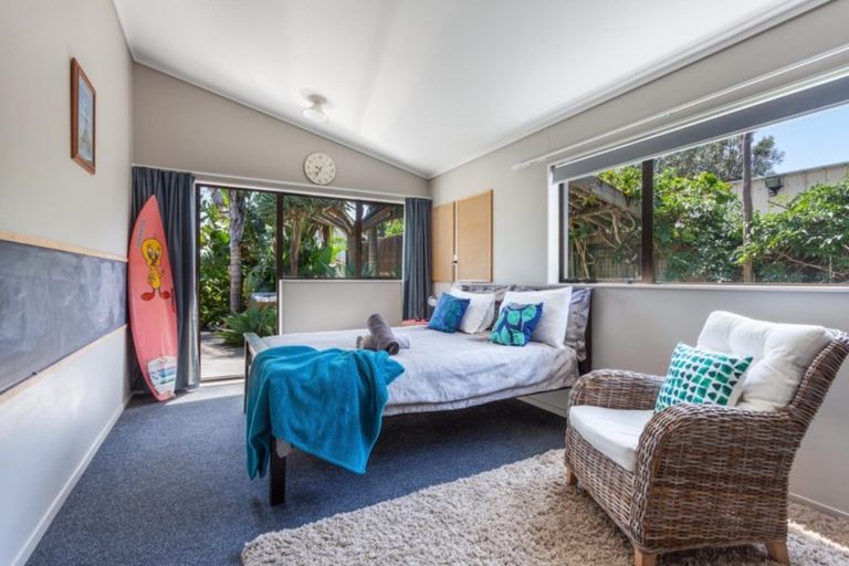 Photo of property in 1043b Papamoa Beach Road, Papamoa Beach, Papamoa, 3118