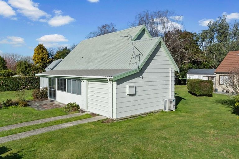 Photo of property in 9 Kingfisher Way, Te Kowhai, Hamilton, 3288