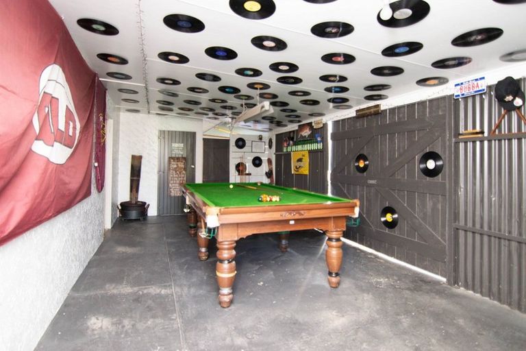 Photo of property in 75 Botanical Road, Takaro, Palmerston North, 4412