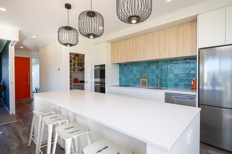 Photo of property in 1 Ashgrove Lane, Ashhurst, Palmerston North, 4470