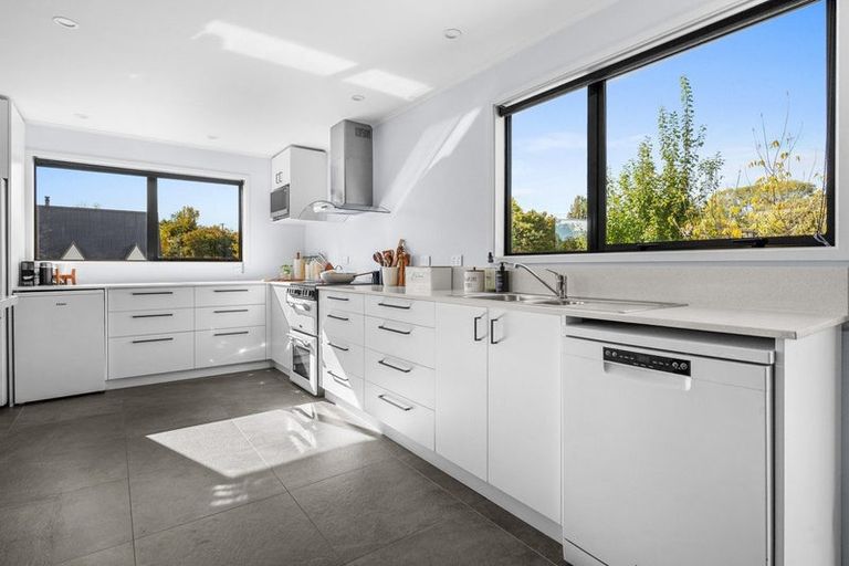 Photo of property in 6a Lanes Road, Bridge Hill, Alexandra, 9320