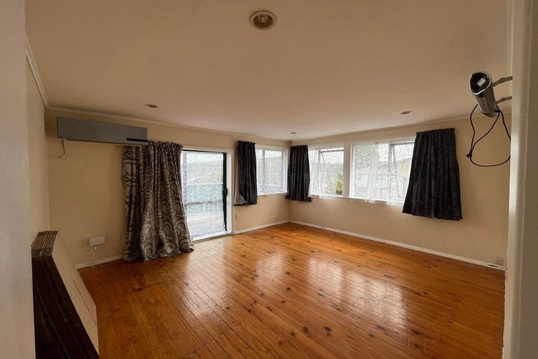 Photo of property in 2/191 Holborn Drive, Stokes Valley, Lower Hutt, 5019