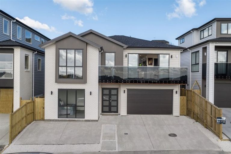 Photo of property in 3 Rakiraki Place, Flat Bush, Auckland, 2019