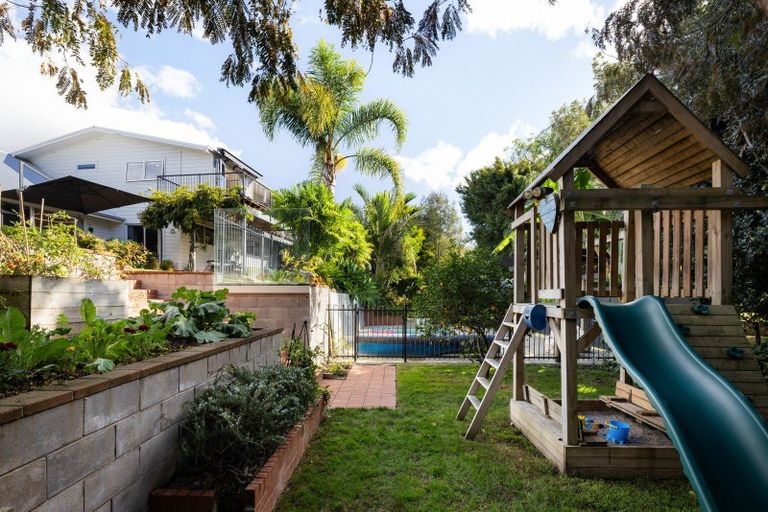 Photo of property in 5 Marnane Terrace, St Andrews, Hamilton, 3200