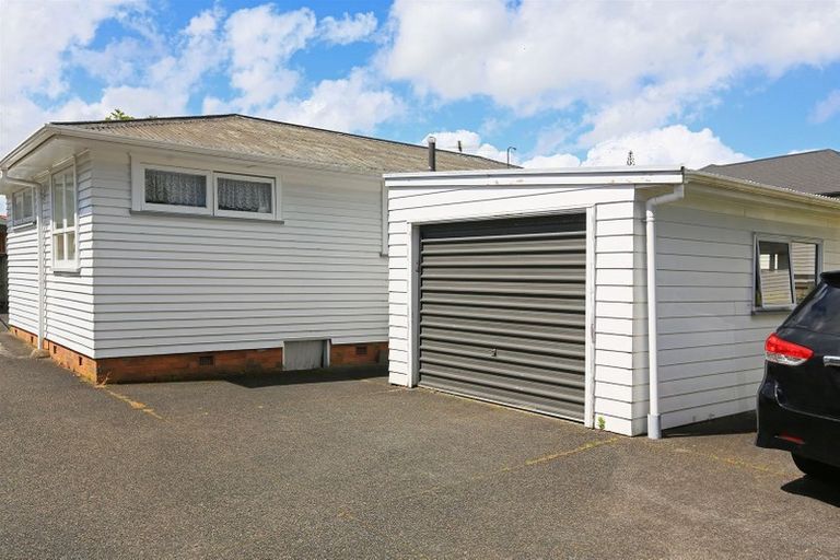 Photo of property in 4 Abel Tasman Avenue, Henderson, Auckland, 0610