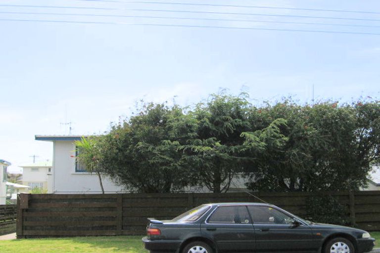 Photo of property in 1195 Papamoa Beach Road, Papamoa Beach, Papamoa, 3118