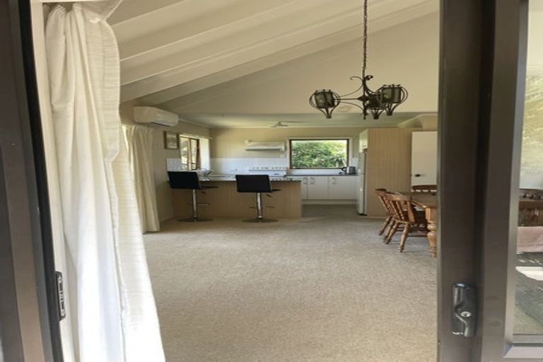 Photo of property in 2/42 Minerva Terrace, Cockle Bay, Auckland, 2014