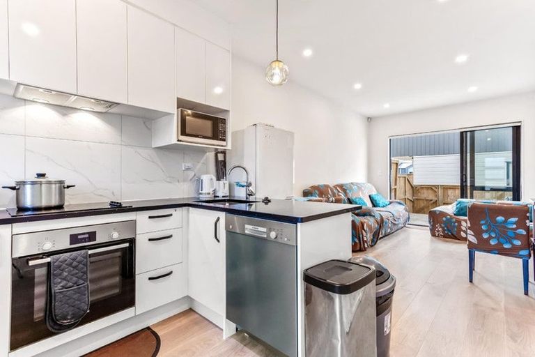 Photo of property in 10/36 Westgate Drive, Westgate, Auckland, 0614