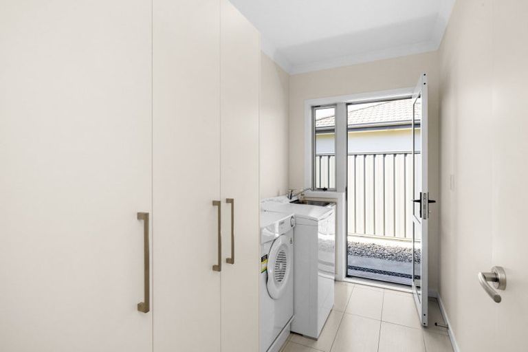 Photo of property in 10 Kapiti Drive, Poraiti, Napier, 4112