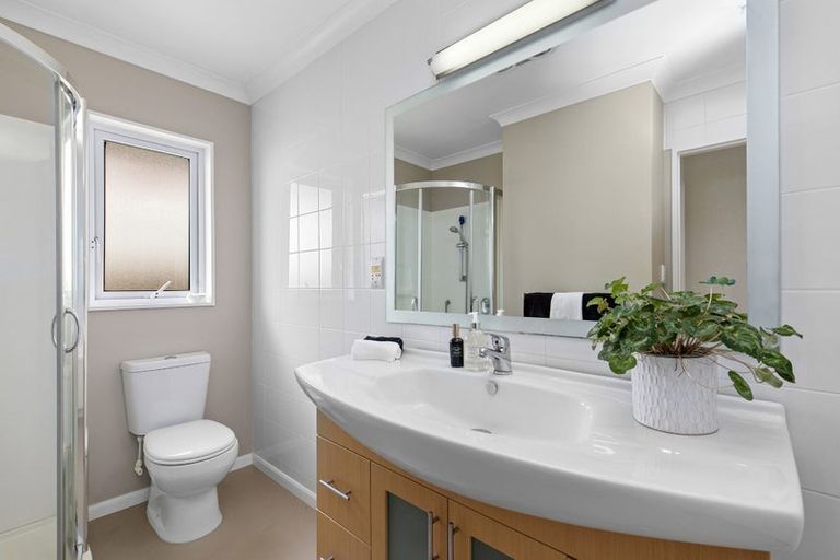 Photo of property in 31b Wai-iti Crescent, Woburn, Lower Hutt, 5010